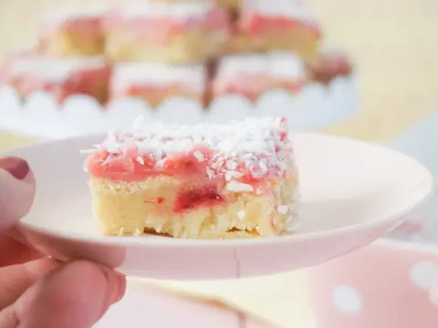 Baka med frysta hallon - Så lyckas du varje gång!
