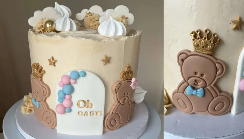 Söt gender reveal tårta med nallebjörnar, moln och stjärnor. Perfekt för ett "gender reveal tårta recept" firande!