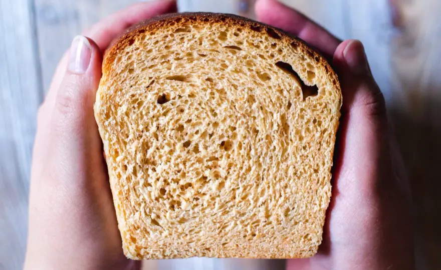 Sirapslimpa - Baka mjukt & saftigt bröd varje gång!