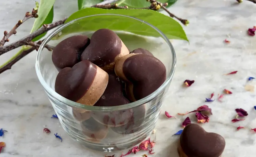 Fyllda praliner - Recept & tips för perfekta resultat hemma
