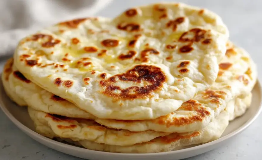 Baka perfekt naanbröd hemma - Mjuka & luftiga varje gång!