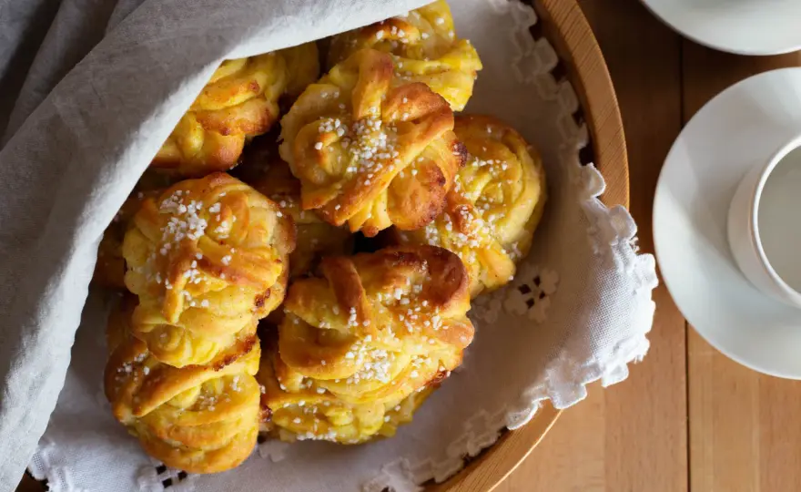 Saffransbullar med mandelmassa – Så lyckas du varje gång