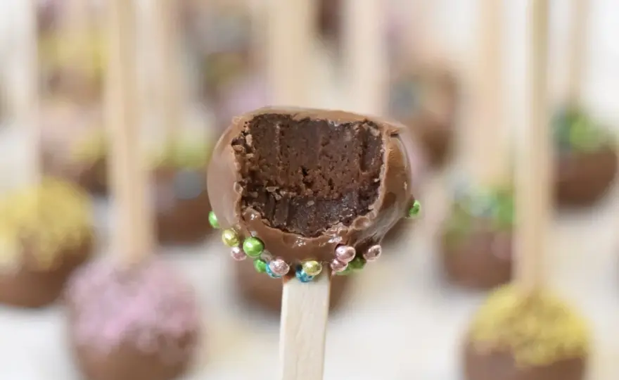 Cake Pops - Lyckas med proportioner, smak och glasyr