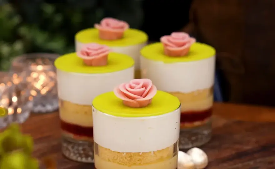 Prinsesstårta i glas - Enkel genväg till festlig dessert