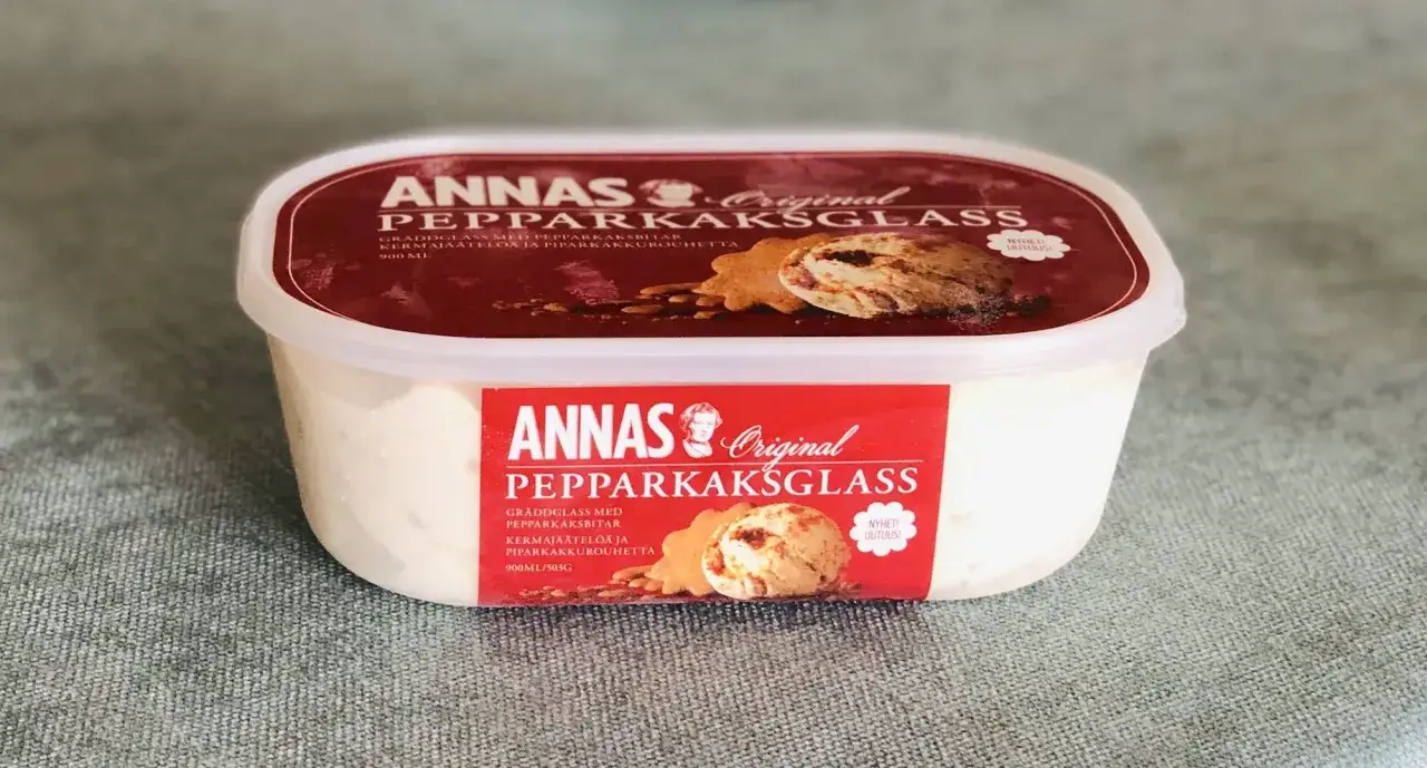 En burk Annas Original Pepparkaksglass. Perfekt f&ouml;r dig som &auml;lskar pepparkakor och vill ha ett gott pepparkaksglass recept.
